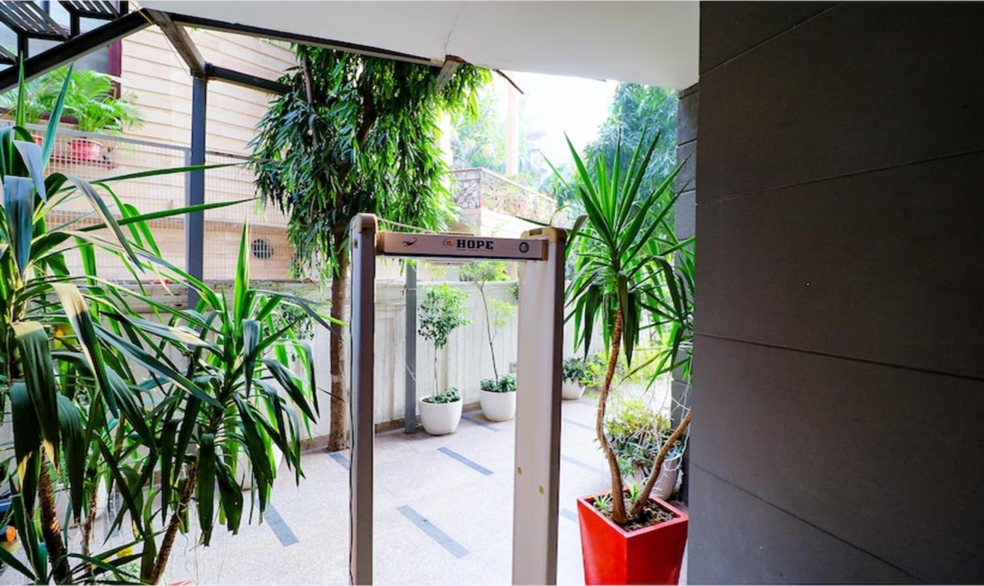 Fabhotel Majestic Jpm I New Delhi Exterior photo